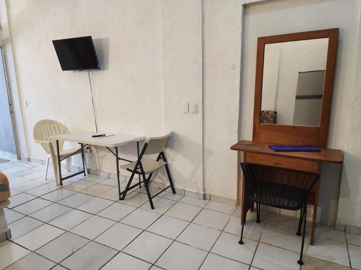 Small Studio Apt 5Min To Dt! Zihuatanejo Exterior foto
