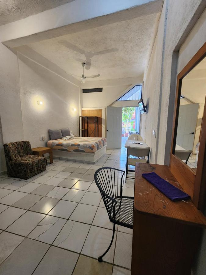 Small Studio Apt 5Min To Dt! Zihuatanejo Exterior foto